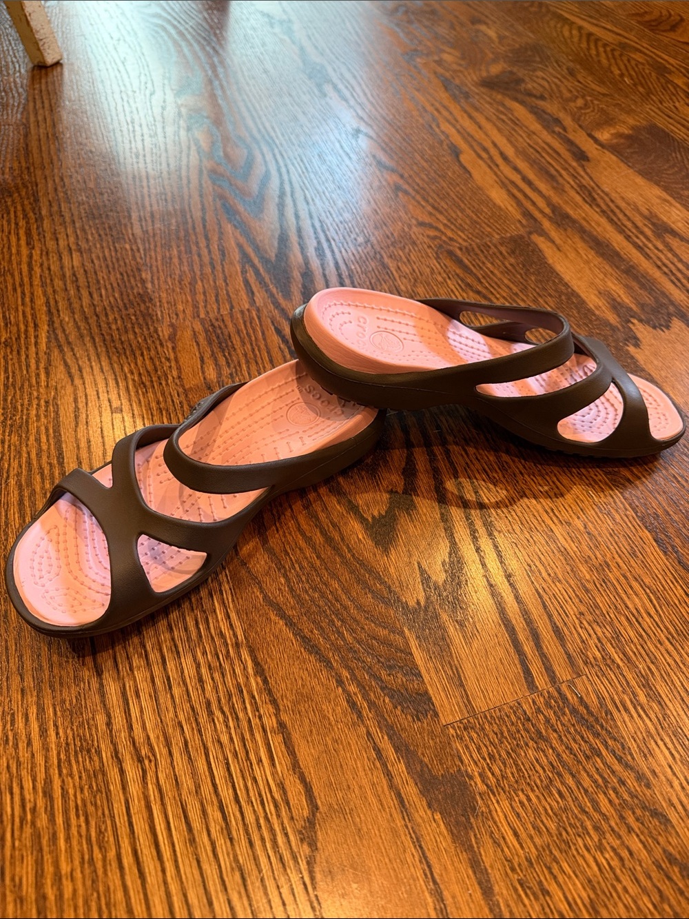 Crocs Women's sz 6 Meleen Twist sandals brown w pink - great 4 pool, beach
